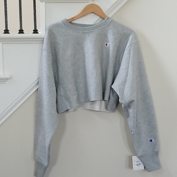 Champion Cropped Sweatshirt - Picture 5 of 14